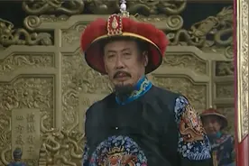 细品雍正一，晚年的康熙非常无奈，也曾和诸皇子争过权视频封面