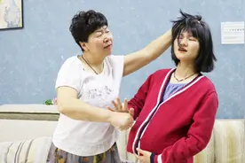儿媳怀孕七个月，婆婆却让她去做引产，医生做法大快人心视频封面