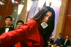 一代女神邱淑贞颜值巅峰之作，霸道咬牌魅力四射，气场十足！视频封面