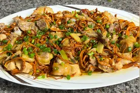 教你虫草花蒸鸡怎样做才好吃，味道鲜美，肉质滑嫩，太香了视频封面