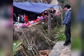 路边捡到女弃婴，养女工作后带回男朋友，没想到是失踪多年的儿子视频封面