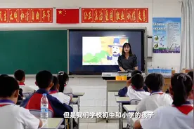 乡村教师被学生感动坚守沙漠24年，学生毕业后接力回母校任教视频封面