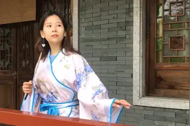 任贤齐这首《对面的女孩看过来》歌词太有意思了，经典撩妹神曲视频封面