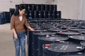 广东一老板给员工涨薪28%，老板现身讲述一段往事，原因令人感动视频封面