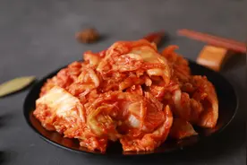 韩国每年进口中国泡菜超过27万吨！韩国泡菜该改名了吧？视频封面