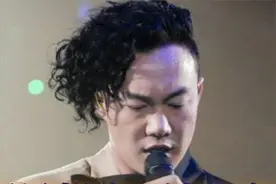 明星帮孩子追星系列，徐峥问王俊凯要门票，大鹏为女儿加入应援视频封面