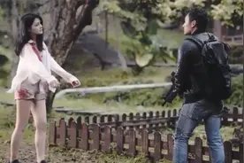 电影：小伙在梦中爱上美女丧尸，为了解救女友，自己却染上了病毒视频封面