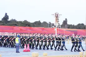 2019年11月30日16点50分、北京天安门广场降旗仪式、请保持安静视频封面