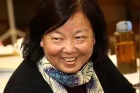 最近方方《武汉日记》在美国突然失宠，原因竟如此尴尬视频封面