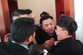 有人说伴娘比新娘子长得还漂亮，是真的吗？视频封面