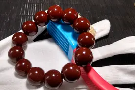 怎样正确盘橄榄核手串？怎么盘上色快！视频封面