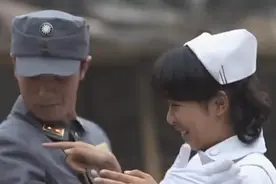 《战长沙》花絮，杨紫把鼻涕留在霍建华肩上，小猴紫捂脸偷笑！视频封面
