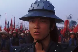 张君宝替天行道大战董天宝，终成一代宗师张三丰，经典港片电影！视频封面