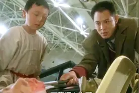 给爸爸的信：父子俩齐上阵，一招直接完爆恶人，画面帅炸了！视频封面