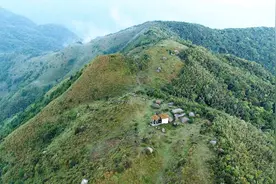 信宜阳春交界山三甲、石船顶两座千米以上的高山风景各有千秋视频封面
