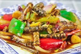 大厨分享饭店“红烧鳝鱼”的做法，详细讲解操作技巧，下酒又下饭视频封面