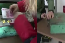 老太太拎“神秘箱子”请民警开锁，看到里面内容老太怒：大爷惨了视频封面