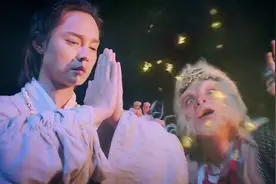 大话西游：六耳要吃唐僧肉，没想到却被唐僧反套路，戴上了金箍！视频封面
