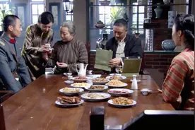 传武凯旋归来，当上了团长，还将少帅给的礼物带回来了！视频封面