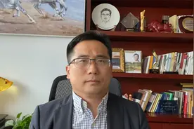 杨德龙：三个新兴市场国家央行宣布加息意味着什么？视频封面