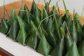 这样的粽子才好吃，整洁不漏米简易包法，香甜可口又软糯视频封面