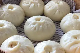 豆沙馅包子这样做才好吃，口感细腻，个个松软香甜，不塌陷不回缩