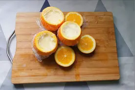 在家也可以制作美味的橙子布丁，三个橙子和一盒牛奶，春日美食家视频封面