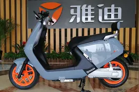 雅迪G5max全国统一售价14800元，与小牛对比体验视频封面