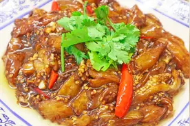 “素烧茄子”这样做，比吃肉还过瘾，软嫩鲜香，好吃接地气视频封面