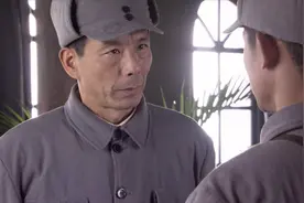 奸细：美女主动投怀送抱，不料惨遭男人拒绝，真相竟是这样视频封面