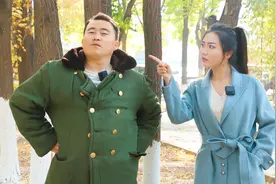 小学生不会算数，女老师上门来谈话，爸爸的神回复笑得人肚子疼视频封面