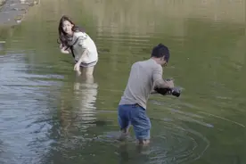 如何引导模特拍摄人像摄影视频封面