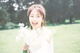 谭松韵唱歌合集，干净清澈的嗓音，忍不住单曲循环！视频封面