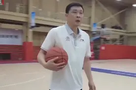 北控男篮集结，夏训如期而至，教练组发生不少变化视频封面