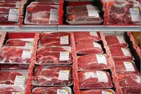 为啥美国人不吃猪肉？看看美国超市各类肉价，原来美国人真会算账视频封面