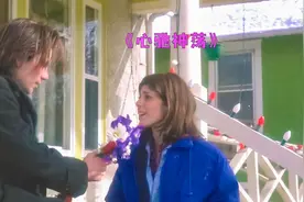女人不要独自走夜路，男人要保护好家里的女人。视频封面