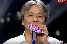 中国之星，杨乐离开舞台说是自己解放了，站在舞台上不舒服视频封面