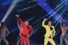 筷子兄弟《小苹果》完整版，红遍大江南北，昔日神曲还是那么好听视频封面