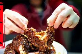 老顽家-舒大爷教你怎么简单制作，成都女娃儿都爱吃的麻辣兔头视频封面