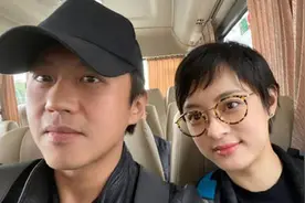 和前任同居三年的孙俪，为啥要嫁给邓超？来听听他俩的故事吧视频封面