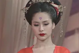 事实证明只要脸好看，什么造型都可以驾驭！视频封面