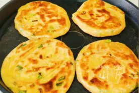 烙饼十年经验，学会这样和面，饼子柔软，筋道不发硬，天天吃不腻视频封面