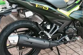 雅马哈新款代步弯梁，排量150，颜值高动力强，油耗2L，售14200元视频封面