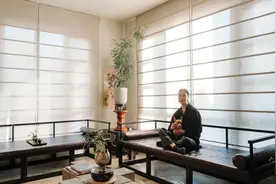 曾经的社交女王，盘下郊区200㎡别墅，每天站桩打坐视频封面