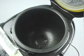 才知道，这样清洗电饭煲才正确，不用一滴水，洗的干净用的放心视频封面