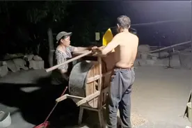 父母为我们很辛苦，所以我们要多孝顺他们，不论贫穷富贵视频封面