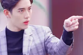 人生那么短暂，老子凭什么委屈自己给你脸。  ​​​视频封面
