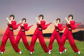 最新版广场舞《中国红》穿越五千年时空，最美风景中国红！视频封面