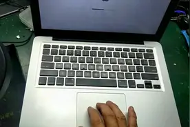 apple苹果A1278笔记本主板内部构造视频封面
