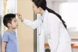 儿童身高体重标准表，身材矮小的孩子，抓住猛涨期还有可能蹿一蹿视频封面